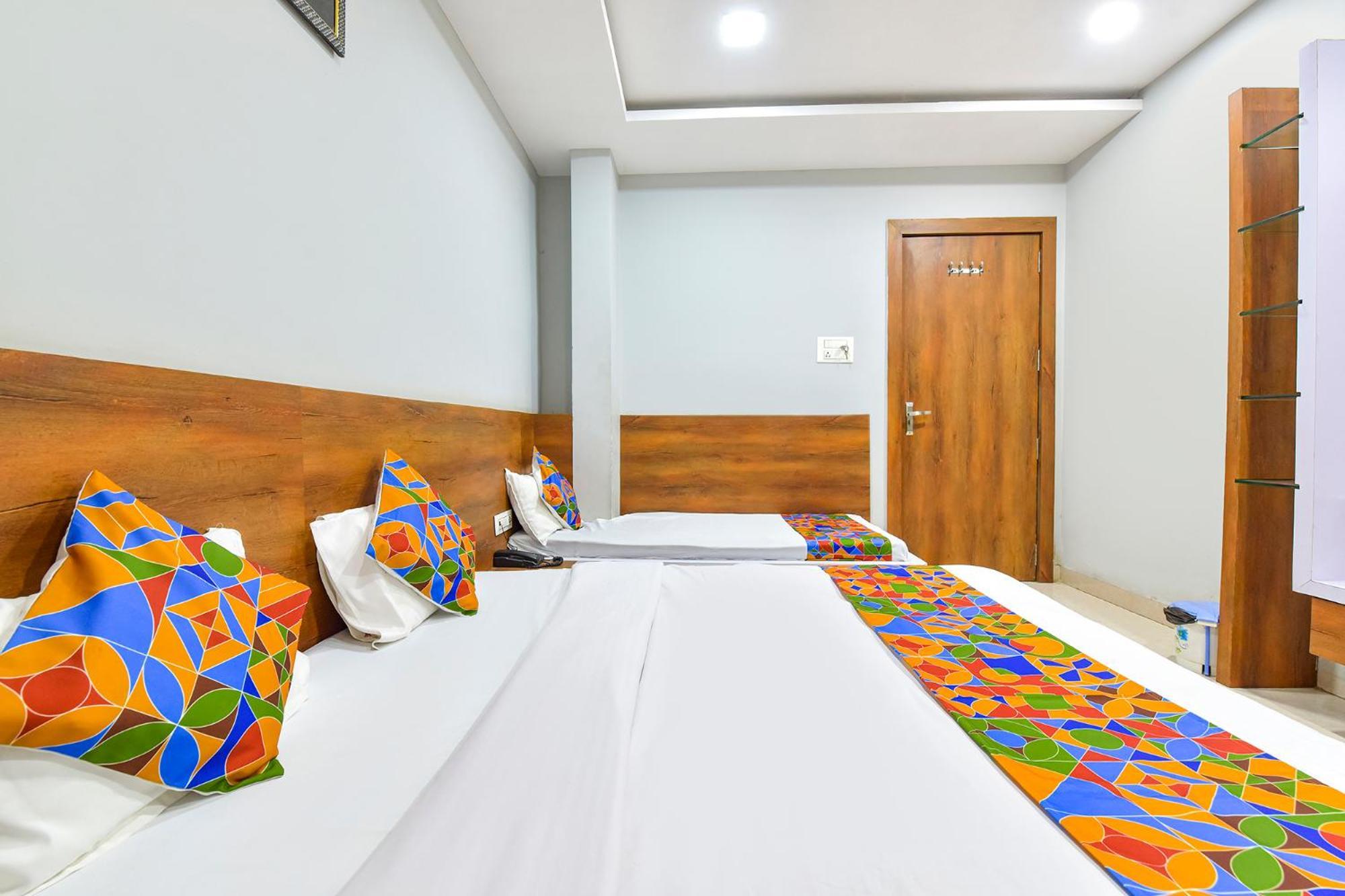 Fabhotel Raghumani Palace Ujjain Eksteriør bilde