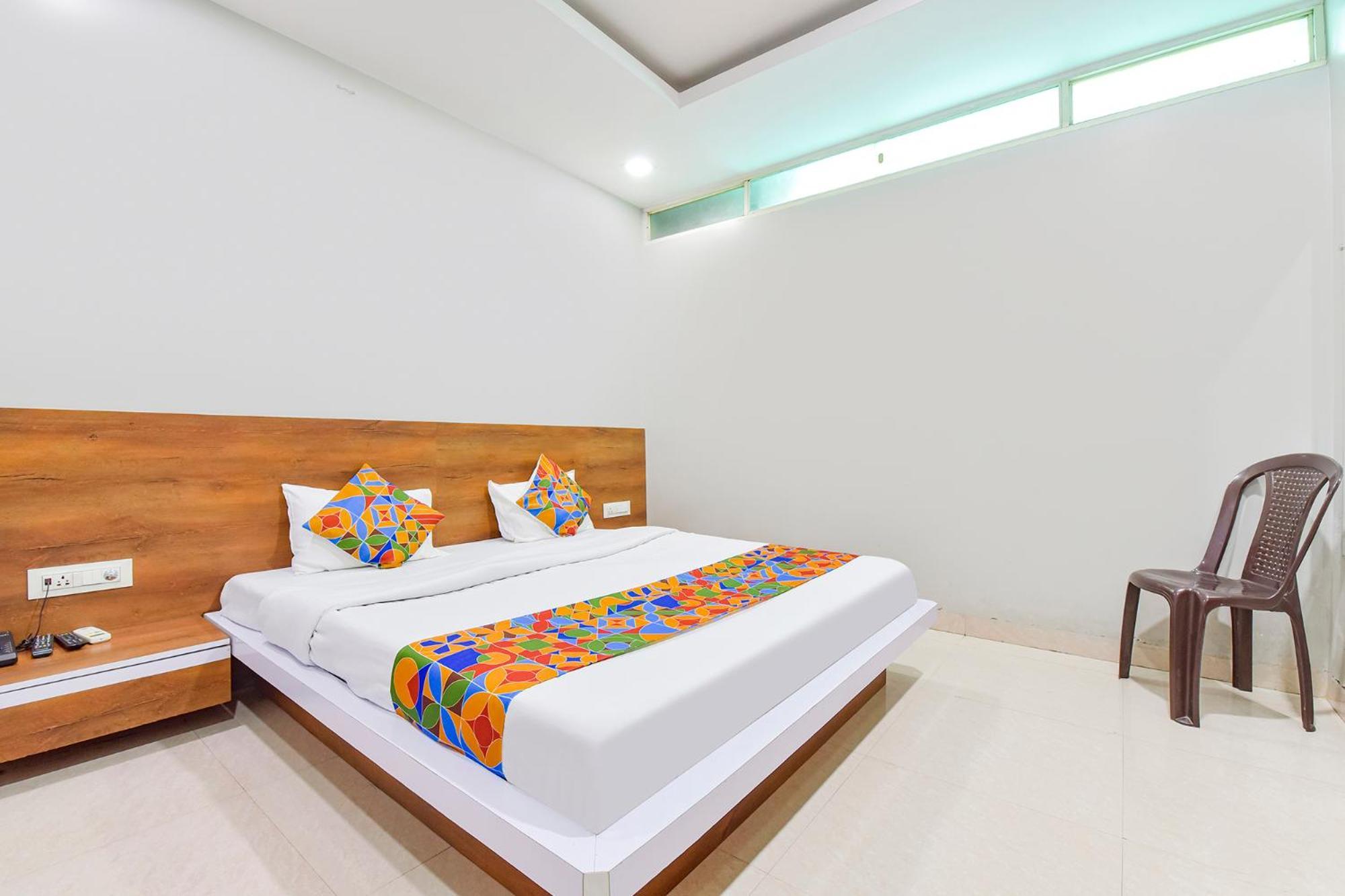 Fabhotel Raghumani Palace Ujjain Eksteriør bilde