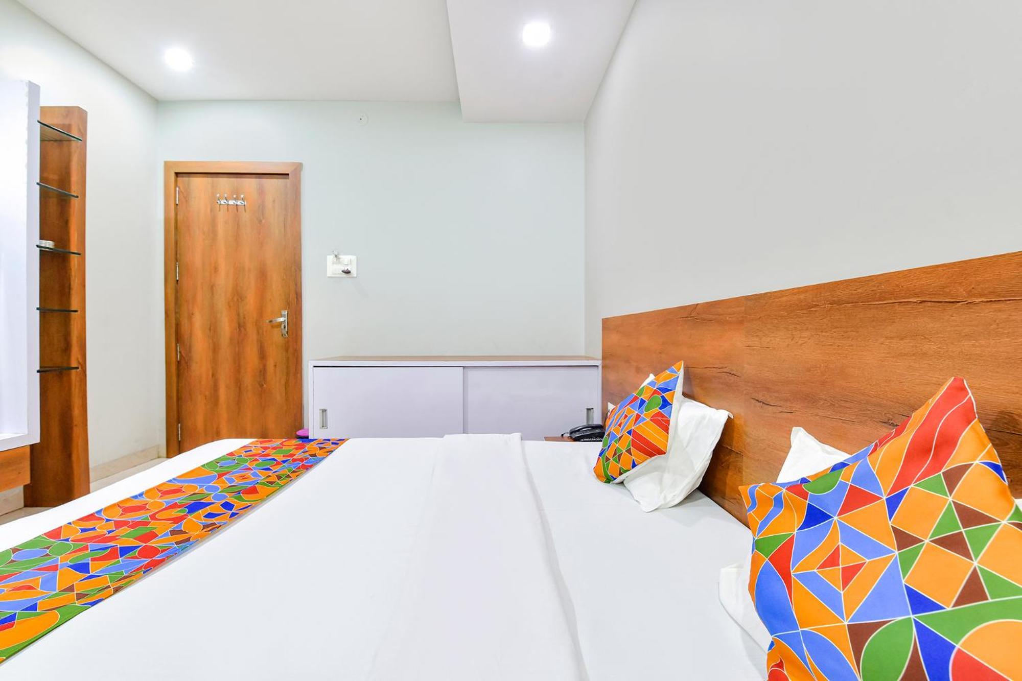 Fabhotel Raghumani Palace Ujjain Eksteriør bilde