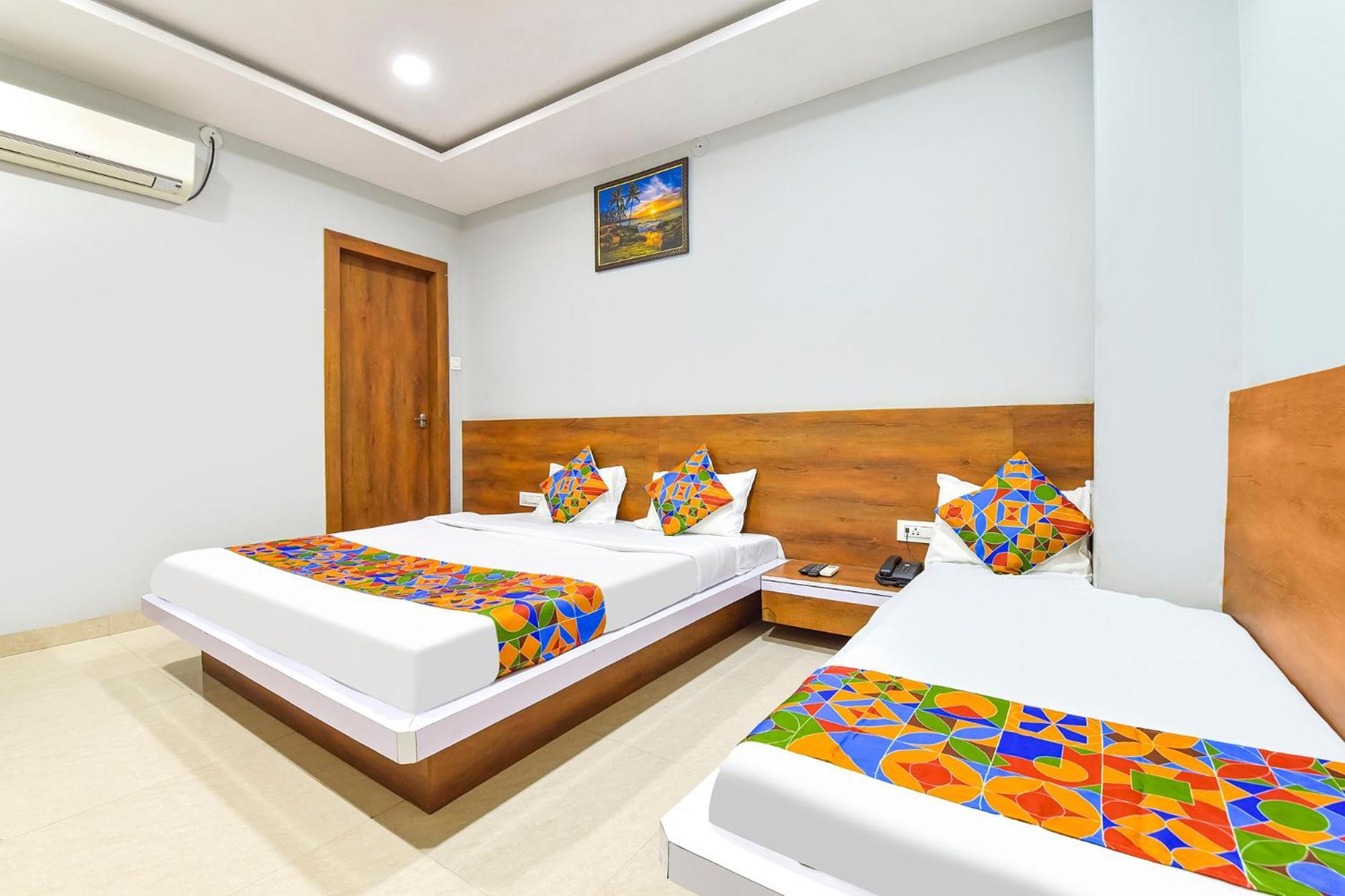 Fabhotel Raghumani Palace Ujjain Eksteriør bilde
