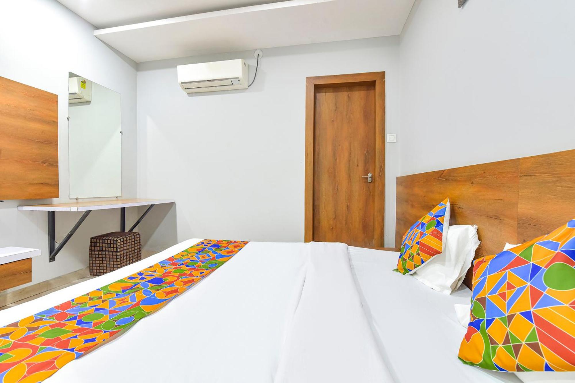 Fabhotel Raghumani Palace Ujjain Eksteriør bilde