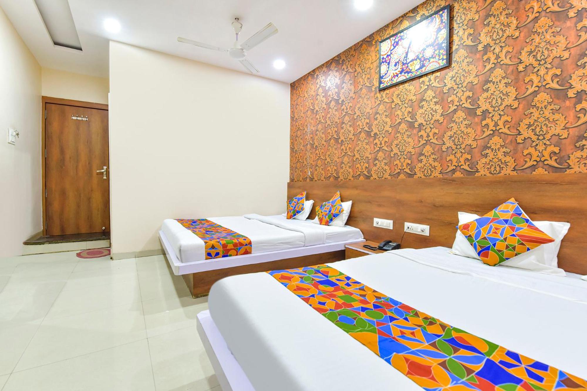 Fabhotel Raghumani Palace Ujjain Eksteriør bilde