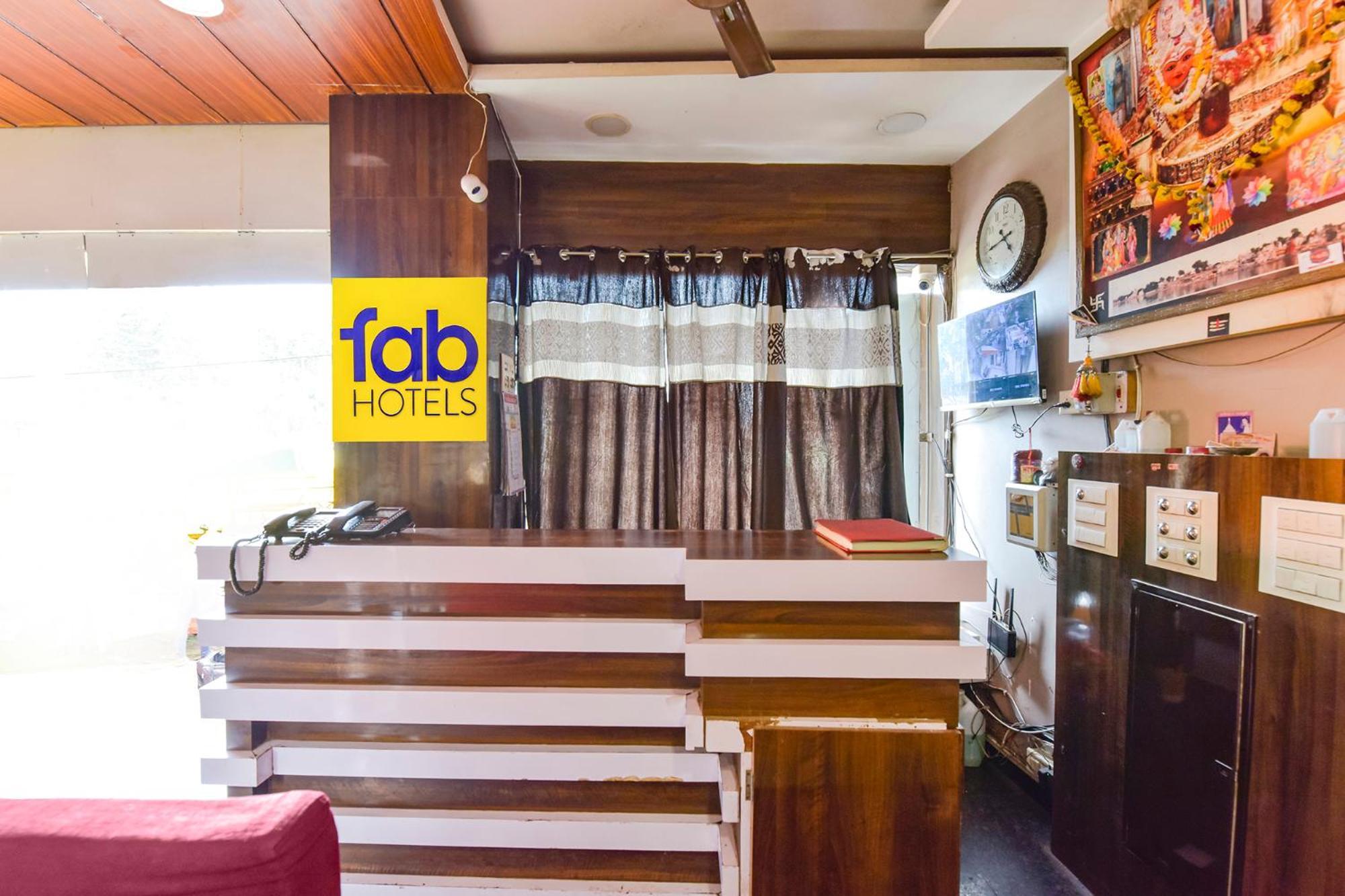 Fabhotel Raghumani Palace Ujjain Eksteriør bilde